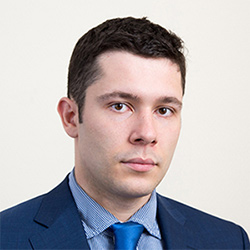 Антон Алиханов