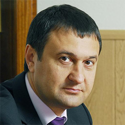 Игорь Сухарев