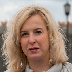 Елена Крылова