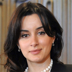 Тина Канделаки