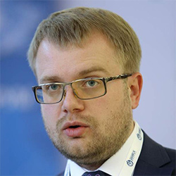 Дмитрий Полонский