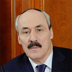 Рамазан Абдулатипов