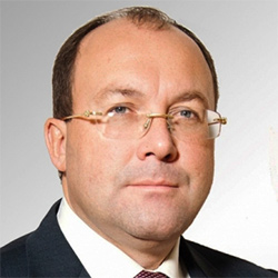 Олег Сафонов