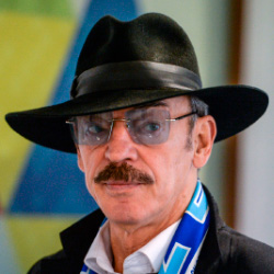 Михаил Боярский