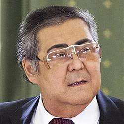 Аман Тулеев
