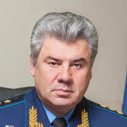 Виктор Бондарев
